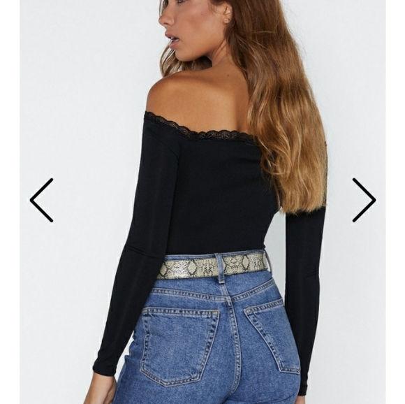 Nasty Gal Black off the shoulder bodysuit - Picture 12 of 14
